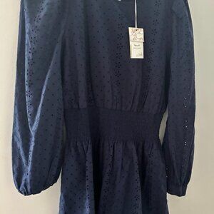 Effortless Charm: Splendid Navy Long Sleeve Casual Mini Dress